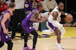 华体会APP下载-包含国王险胜深圳队，詹姆斯状态火热的词条